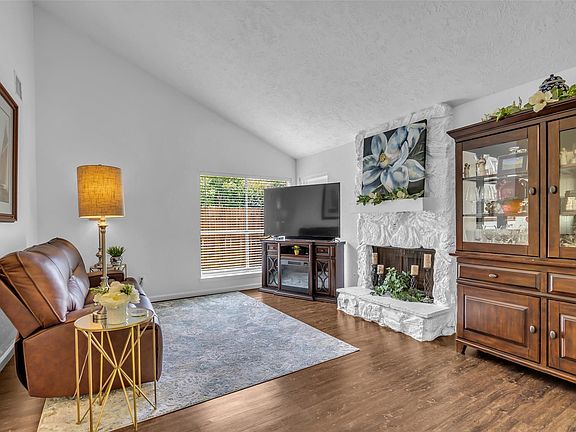 5th image of 2535 Jeb Stuart Ct