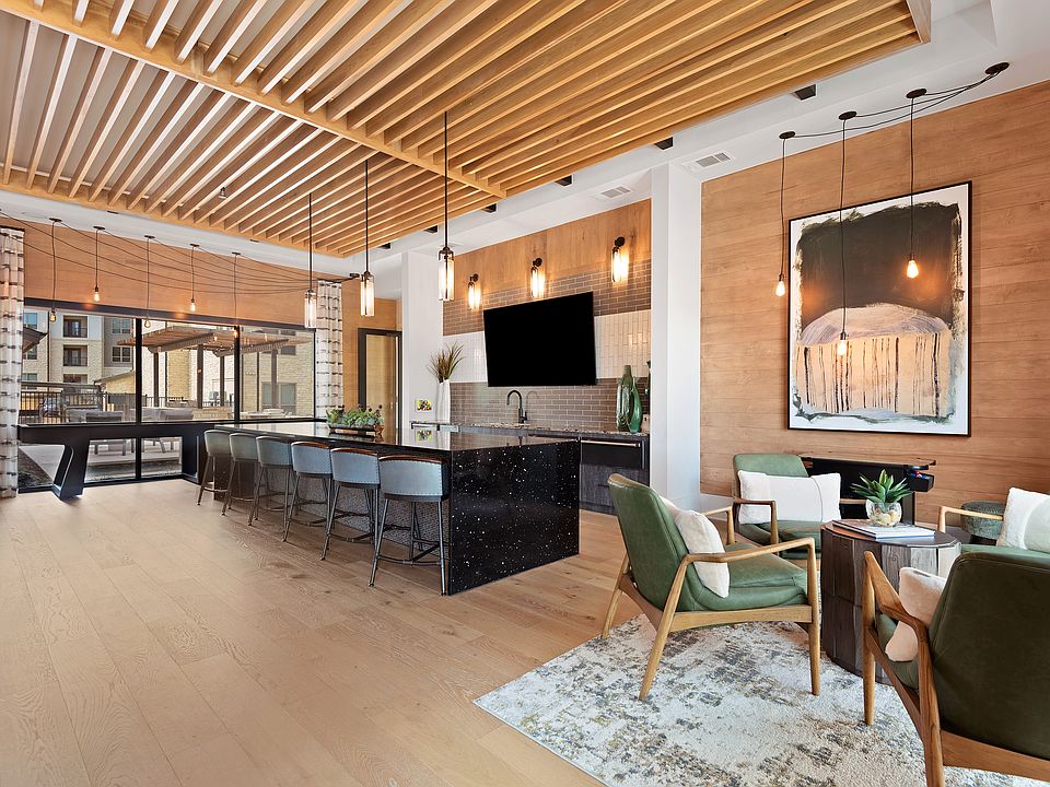 Ironridge at Hill Country Village 15083 San Pedro Ave San Antonio TX