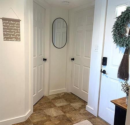 5th image of 10102 Glenmoor Dr