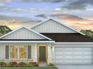 19 Gray Owl Dr E, Freeport, FL 32439