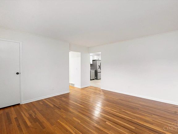 4th image of 291 Lux Ave