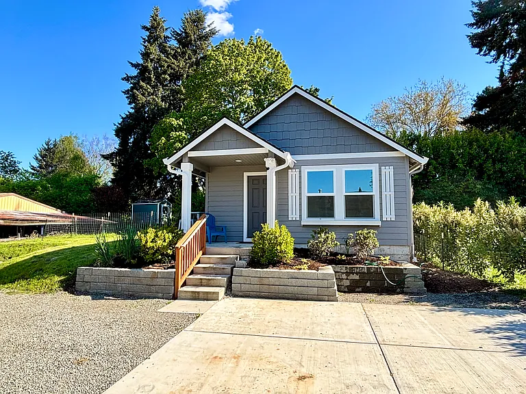 8203 NE 25th Ave #B — Photo 35