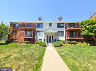 Country Club Green Condo, Leesburg, VA 20175
