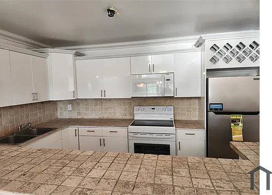 14840 Naranja Lakes Blvd #B2G — Photo 12
