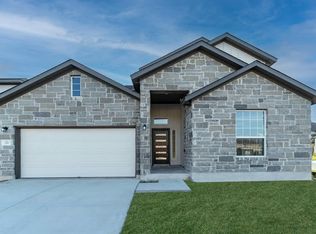 200 Hollister Dr, Liberty Hill, TX 78642