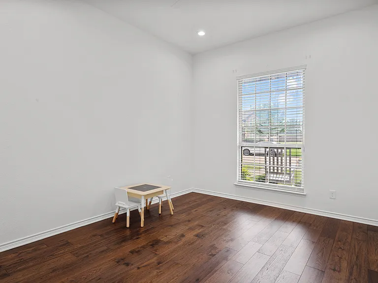 1024 Hidden Creek Dr — Photo 21