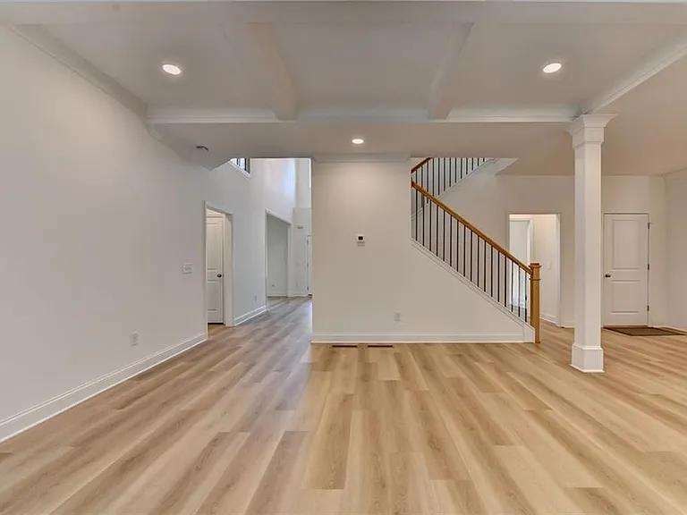 9135 Fox Trail Ln — Photo 31