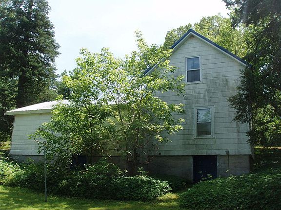 4th image of 128 E Layman Dr #E