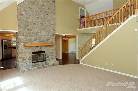 4th image of 760 Winter Hill Ln