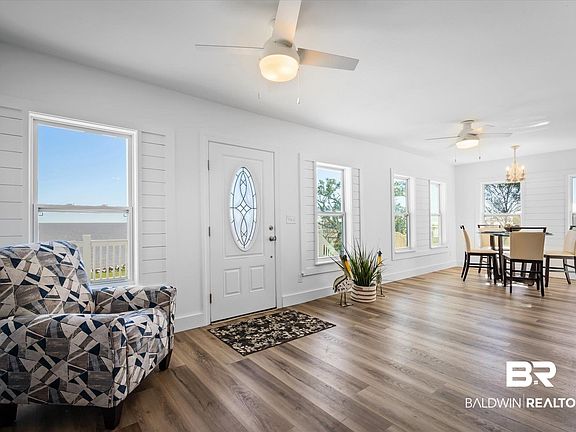 5th image of 15111 Regus Rd