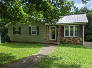 6612 Brandy Dr, Centerville, TN 37033