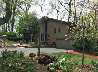 2376 Henbird Ln, Lancaster, PA 17601