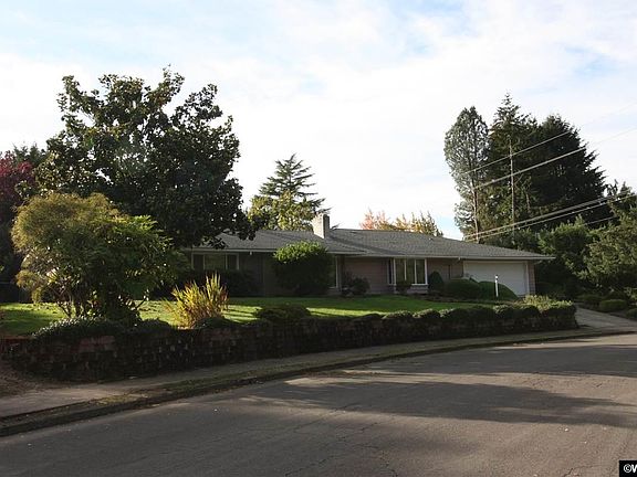 3rd image of 3519 Dogwood Dr S