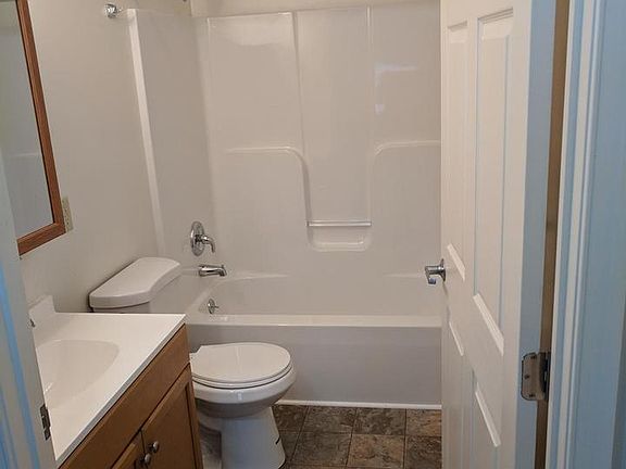 5th image of 17523 Bruno Ln