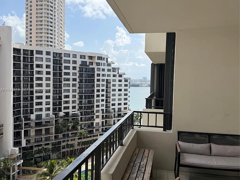 520 Brickell Key Dr #A1412 — Photo 4