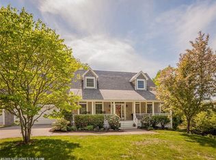 7 Pine Brae Ln, Rockport, ME 04856
