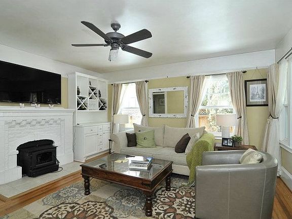 4th image of 272 Hudson St