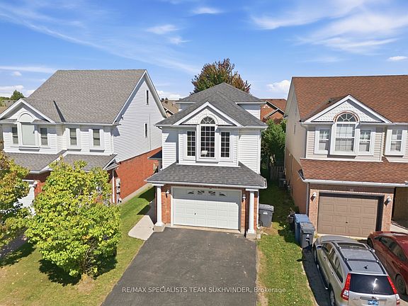2nd image of 44 Sinclair St