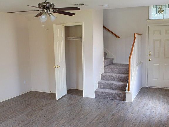 2nd image of 2699 Bradley Ln