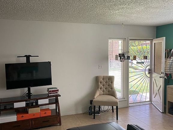 3rd image of 5606 Madison Ave APT 3