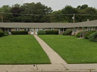 2634 Gabriel Ave APT 9, Zion, IL 60099