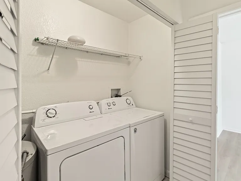 9157 Lee Vista Blvd #205 — Photo 14