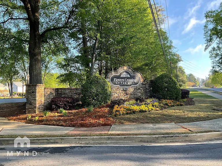 1220 Downyshire Dr — Photo 27