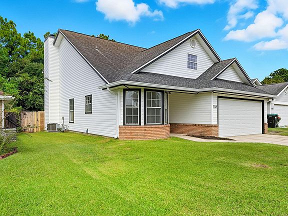 3rd image of 1118 Bridlewood Path