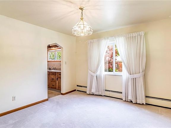 4th image of 521 Abel Ave