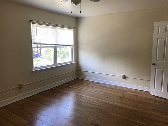 5th image of 902 Northwest Blvd
