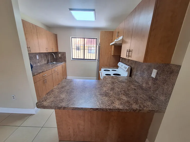 2730 W 61st Pl #201 — Photo 7