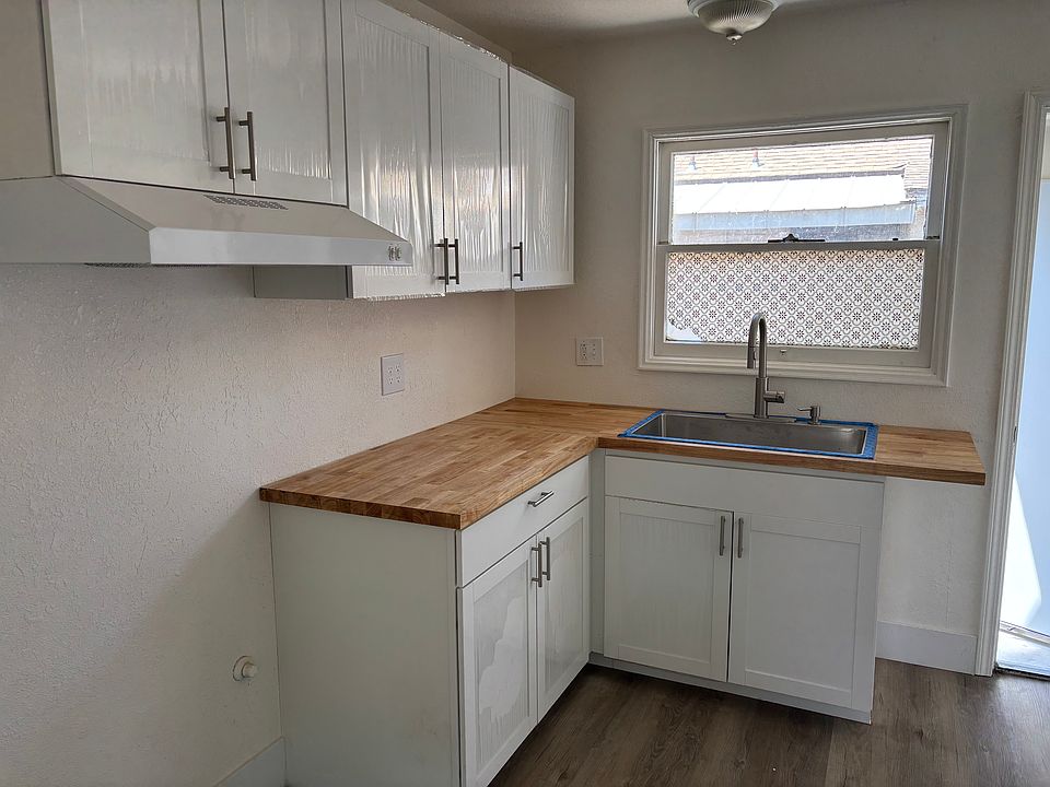 1st image of 937 E Dakota Ave #937