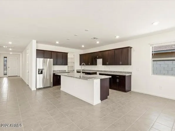 4882 W KARL Street, San Tan Valley, AZ 85144