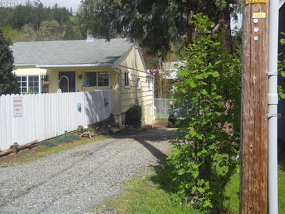 3rd image of 540 W 1st St