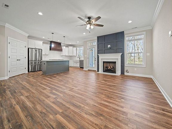 5th image of 5059 Mineral Spring Rd