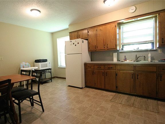 5th image of 101 Canary Dr