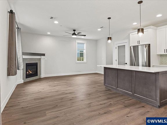 5th image of 1156 S 11th St