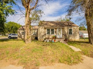 728 N Jackson St, Hutchinson, KS 67501