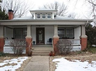 1408 E 6th Ave, Winfield, KS 67156