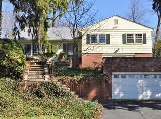 96 Birch Brook Rd, Yonkers, NY 10708