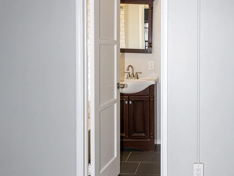 Townhome style apartments in up-and-coming Virgil Village with parking! — Photo 12