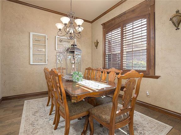 5th image of 11660 Marbella Dr