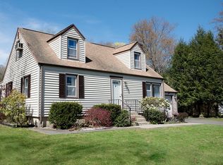 4 Red Ridge Rd, Danbury, CT 06811