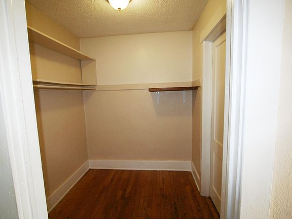 5th image of 1115 N Logan St APT 112