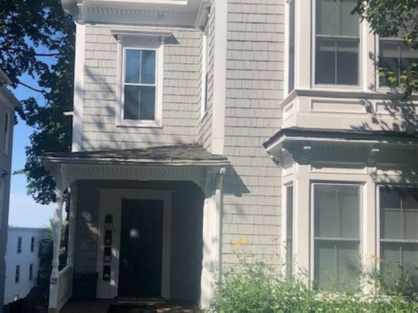 28 Gilman St APT 1