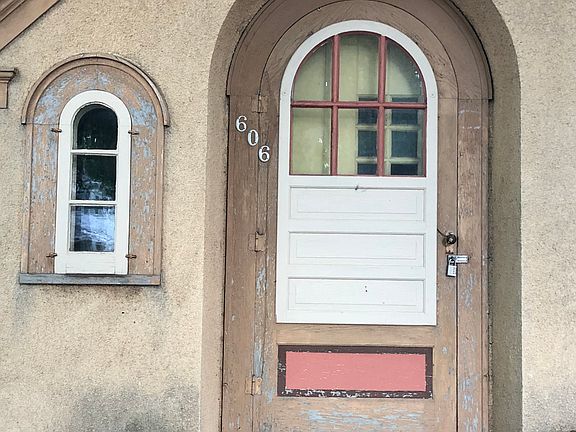 5th image of 606 10th St N
