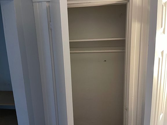 4th image of 18 Brattle St #1