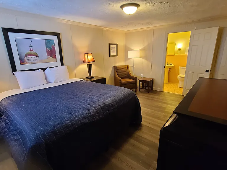 Presque Isle Extended Stay Suites — Photo 45