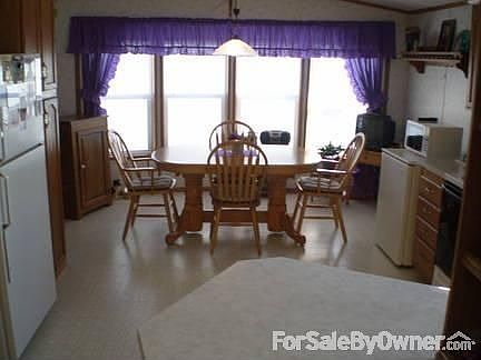 4th image of 608 Mayflower Dr