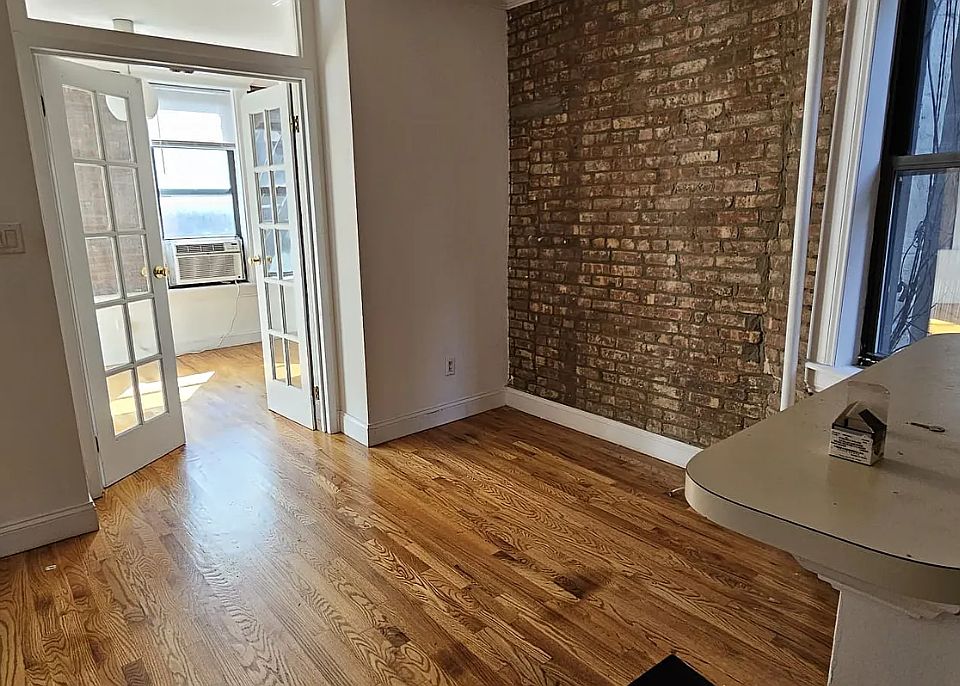 1st image of 409 W 48th St #3F